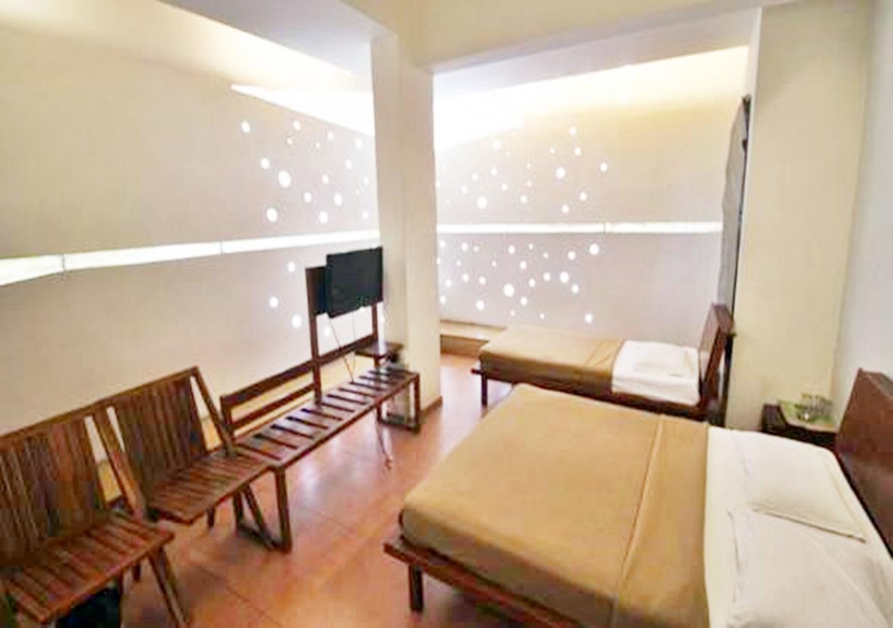 Hotel Holiday Home Bangalore Exterior photo